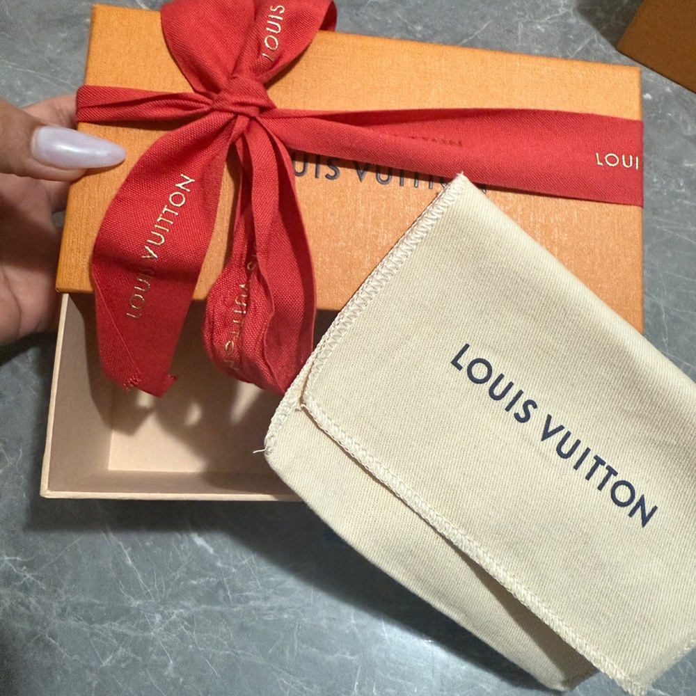 Louis Vuitton Red Ribbon xmas Packaging with Box and Dust Bag